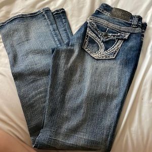 Atiya womens jeans, medium washed